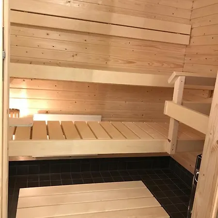Antintorni 7 * Pori